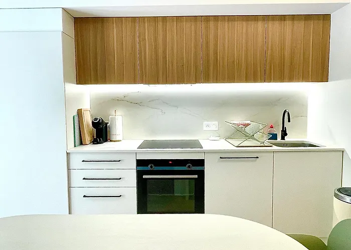 Splendide De Charme Avec Patio, Parking Et A 3 Minutes Apartment *