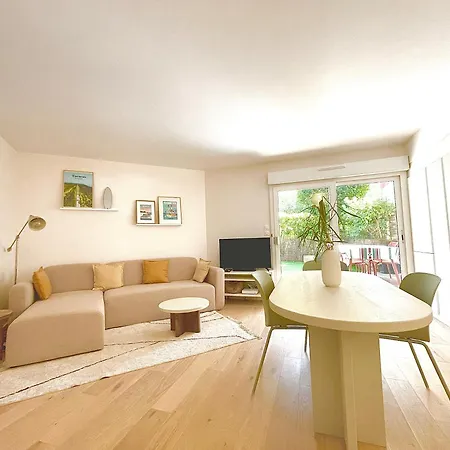Splendide De Charme Avec Patio, Parking Et A 3 Minutes Apartment Biarritz