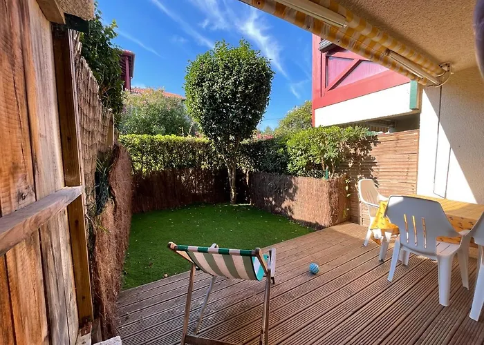 Splendide De Charme Avec Patio, Parking Et A 3 Minutes Appartement *