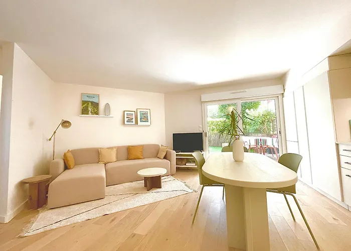 Splendide De Charme Avec Patio, Parking Et A 3 Minutes Appartement Biarritz
